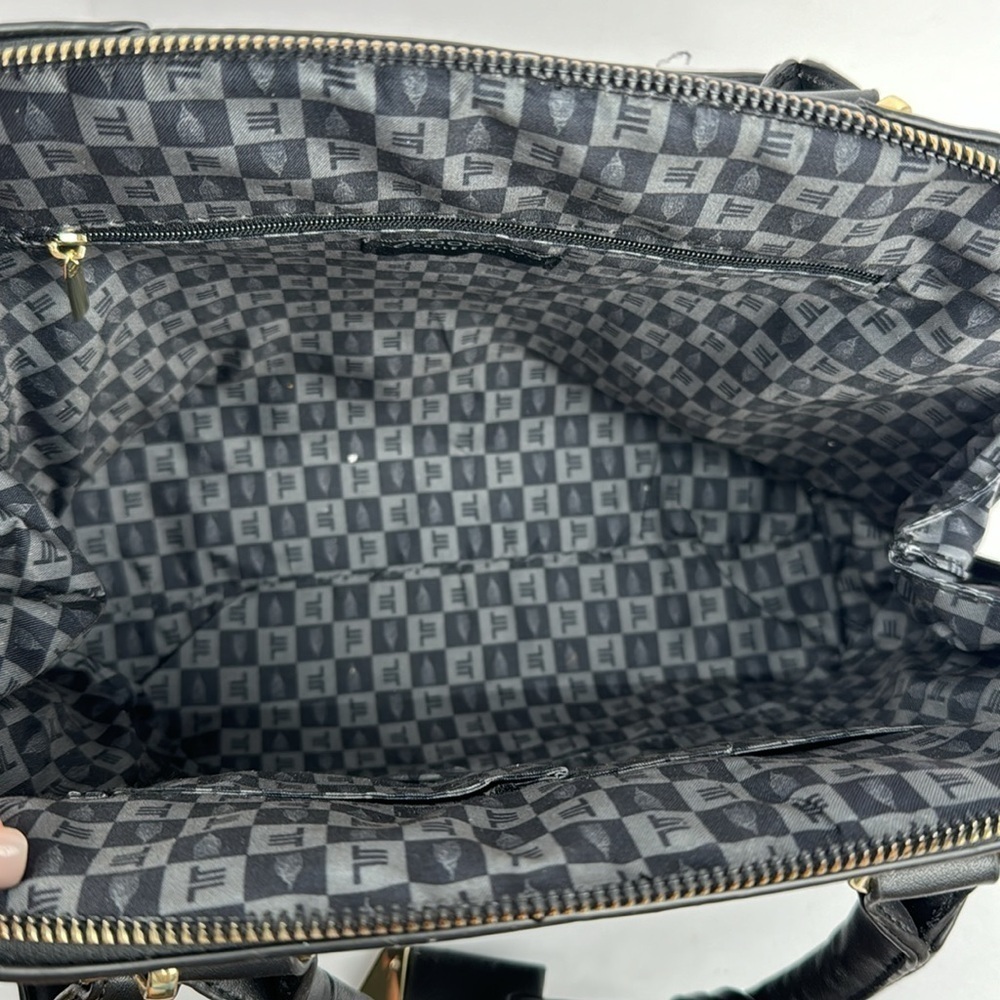 London Fog Collection Handbag - Picture 8 of 11
